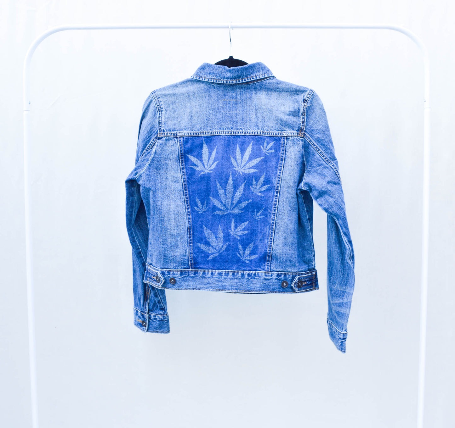 Women's Medium Denim Cannabis Jacket