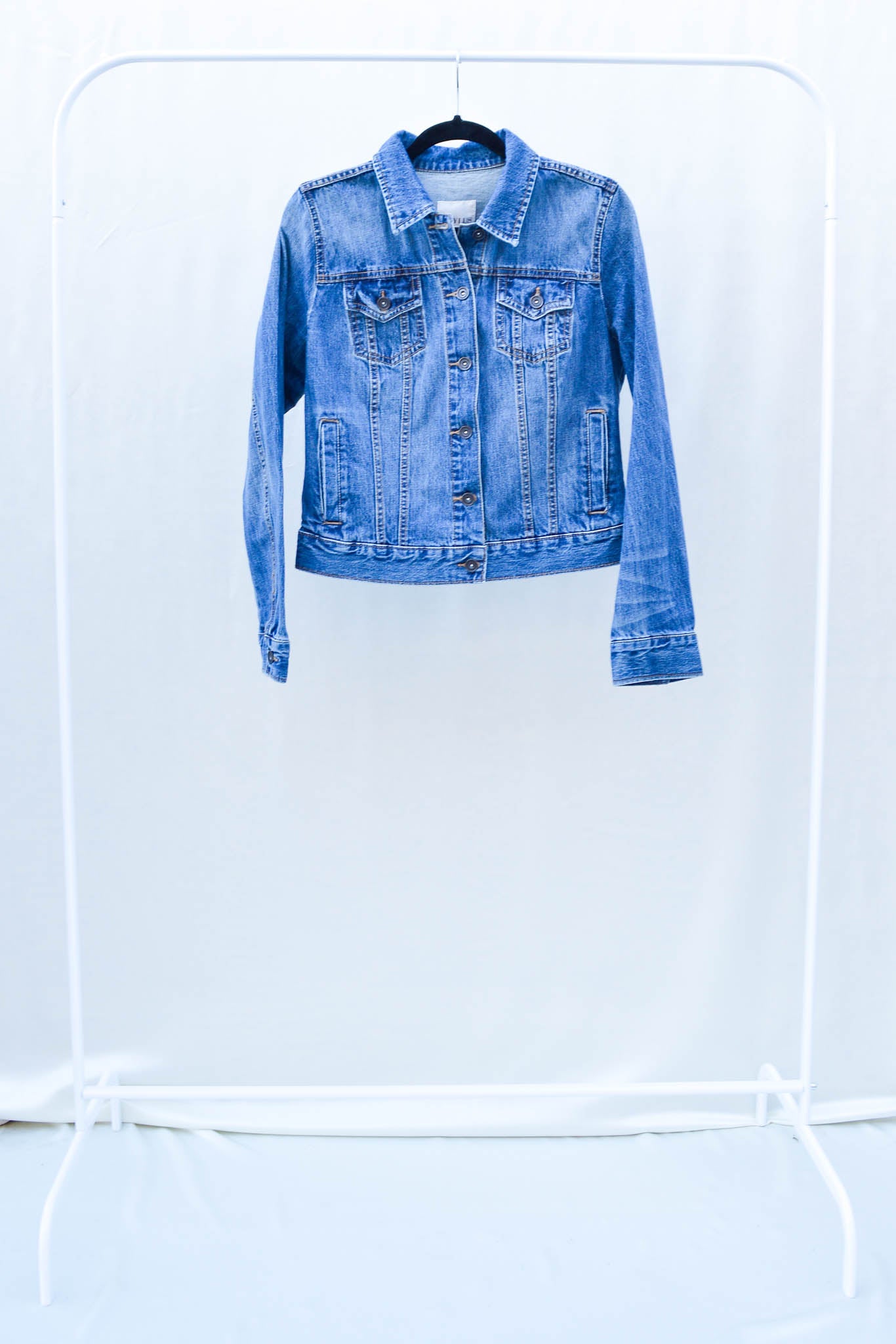 Women's Medium Denim Cannabis Jacket